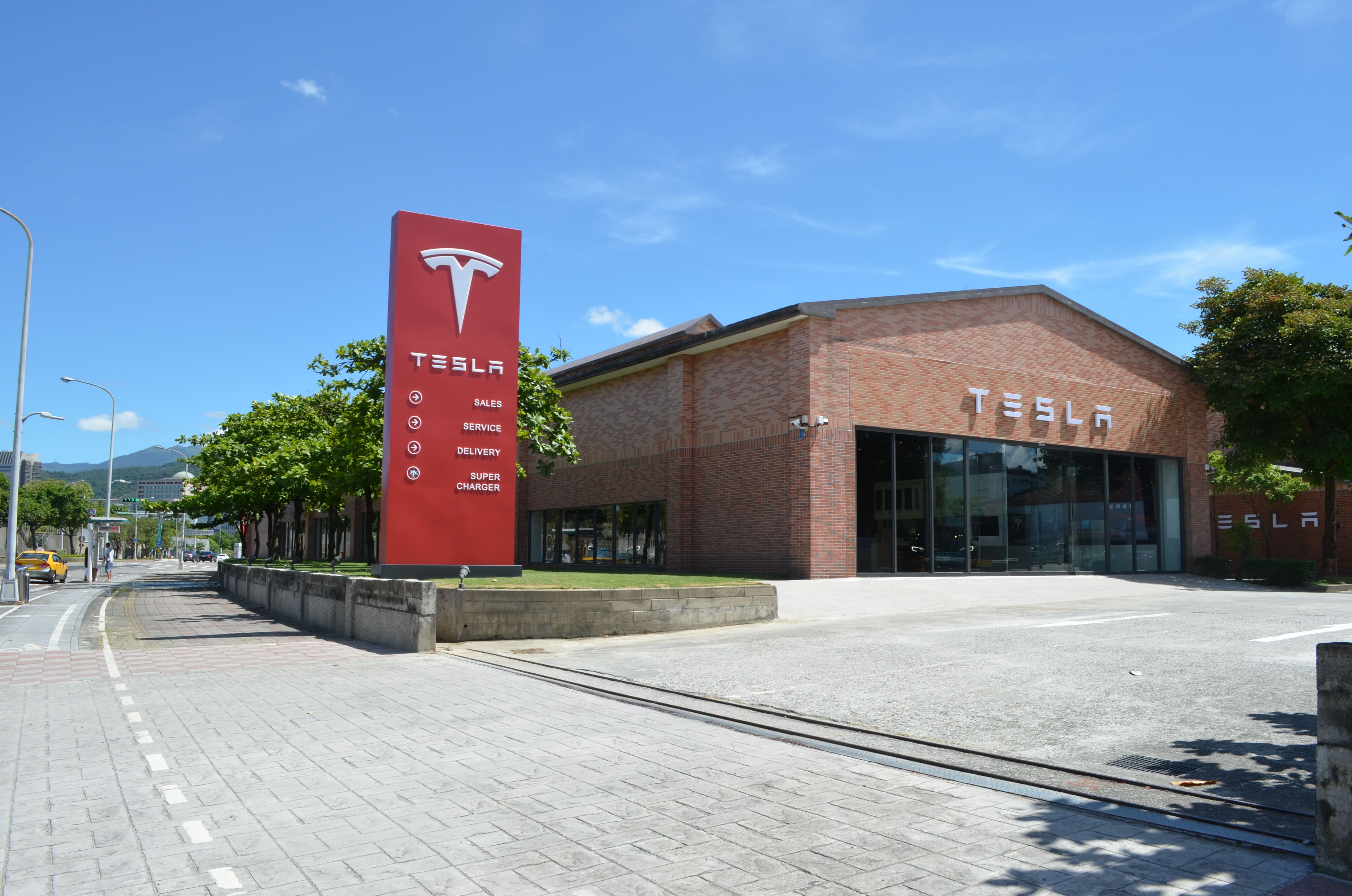 tesla building picture